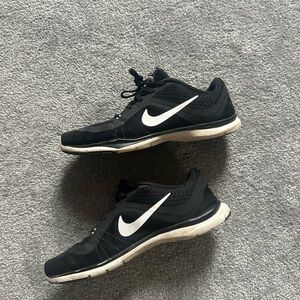 women's Nike sneakers